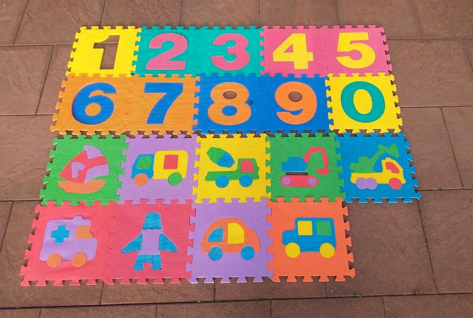 Schaumstoffpuzzle/Puzzlematten 1-9+9 Fahrzeuge in Aschaffenburg