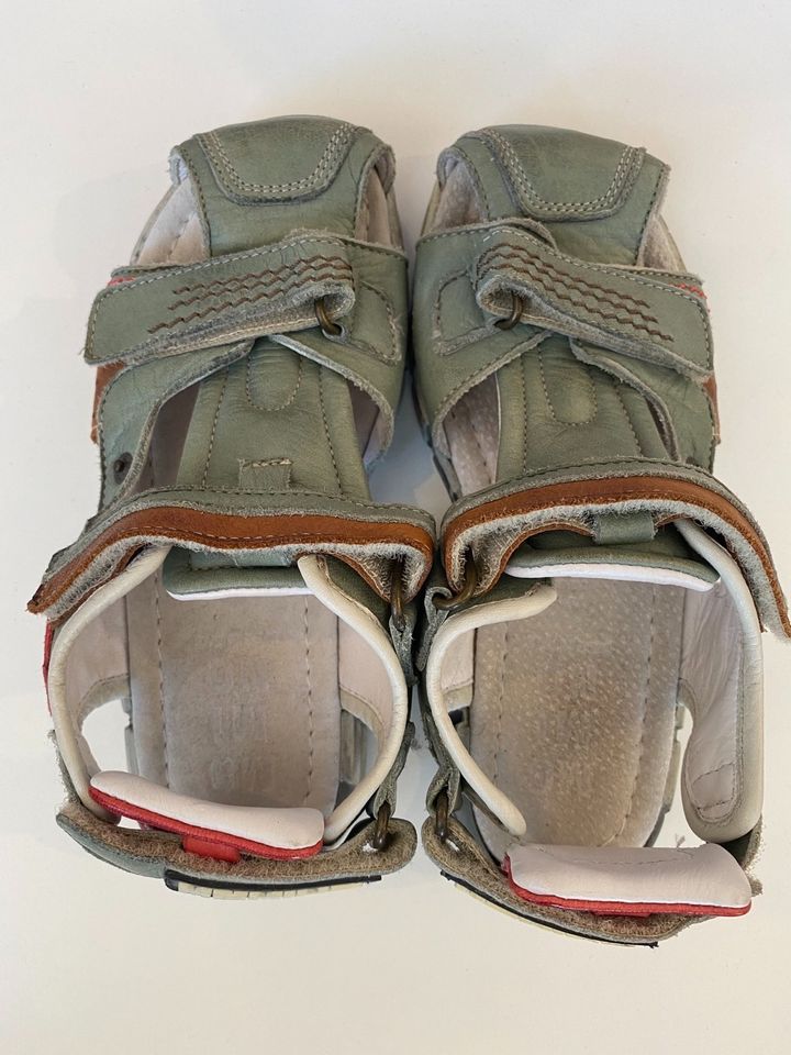 Neue hochwertige Sandalen Leder Momimo !! Gr.31 in Detmold