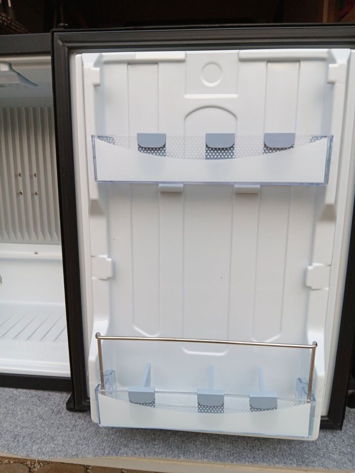 Dometic Minibar RH 430 NTE, Kühlschrank, Wohnmobil, Wohnwagen in Neu Ulm