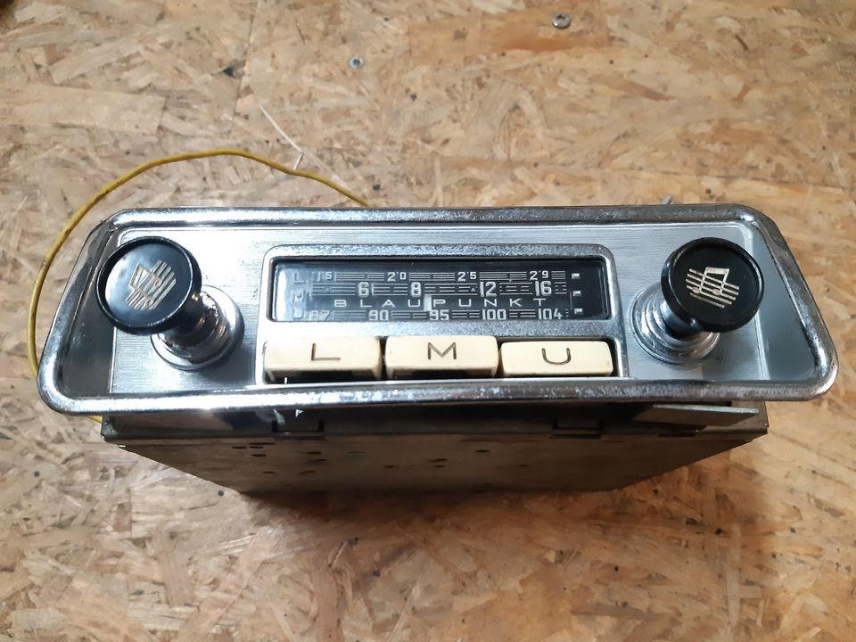 Autoradio Blaupunkt Essen ATR U303921 in Südbrookmerland