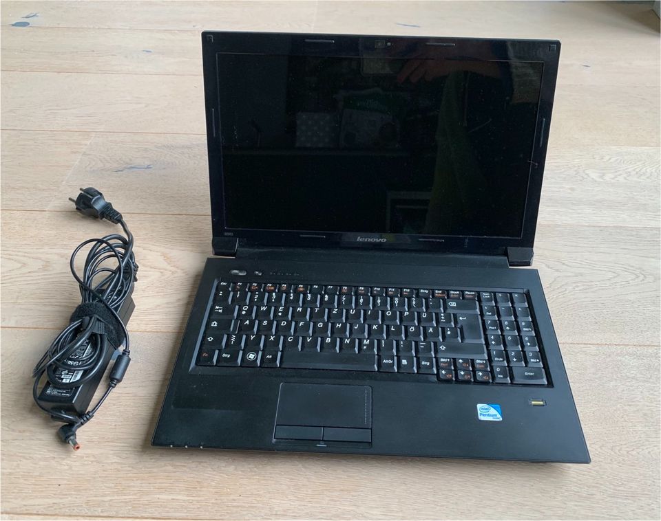 TOP//LENOVO✨B560 Notebook, 16,5“, 500GB HDD,6GB RAM✨ in Berlin