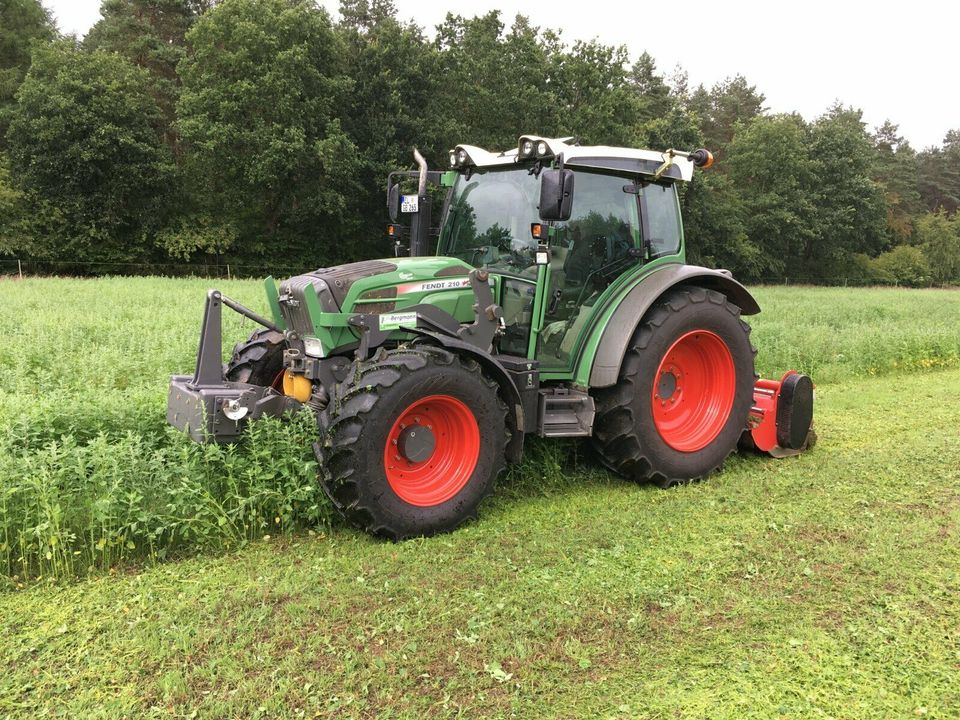 Landw. Lohnarbeiten Mulcher Mulchen Mähen Gewerbeflächen Pferde in