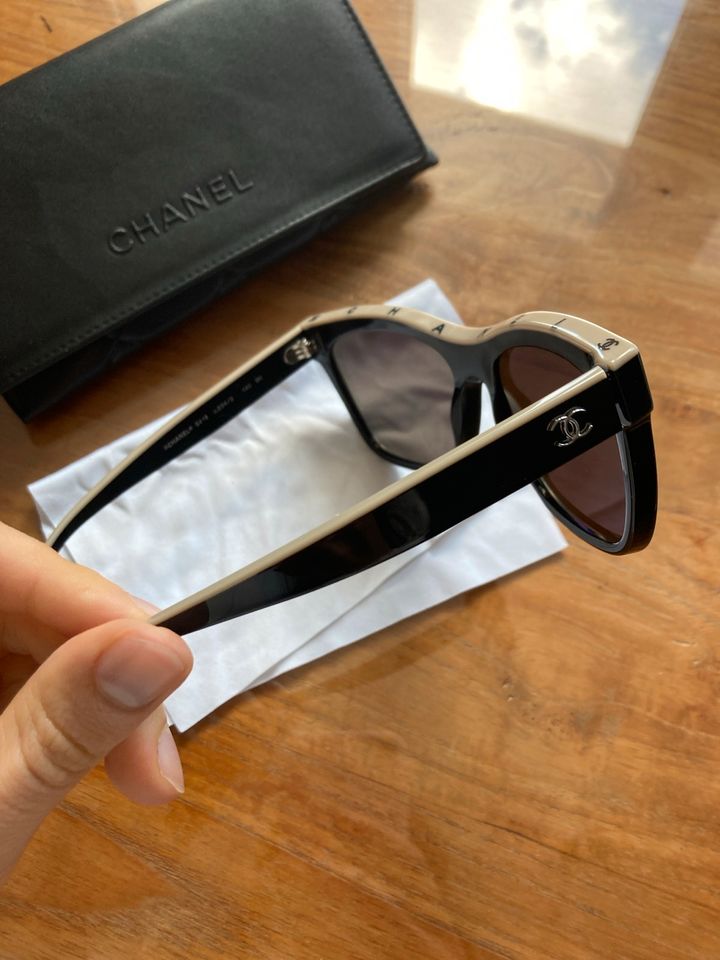 Chanel Sonnenbrille 5418 in Fürth