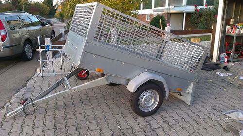 Auto Transport Anhänger Vermietung    leihen    mieten in Wiesloch