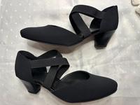 Ara Toulouse schwarz 38 neu 5 cm Pumps Berlin - Treptow Vorschau