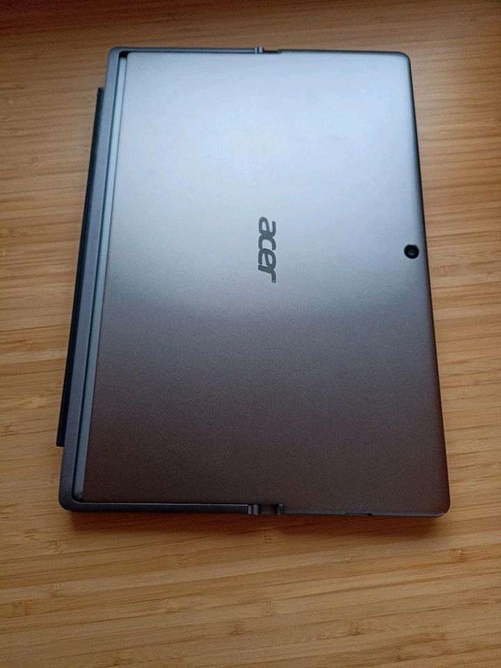 Acer Switch 3 Notebook mit Zubehör in Würzburg