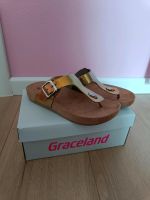 Neue Sandalen Flipflops 34 mit OVP Sommerschuhe Nordrhein-Westfalen - Blomberg Vorschau