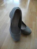 Pumps Gr. 39 Beige NEU Bayern - Rednitzhembach Vorschau