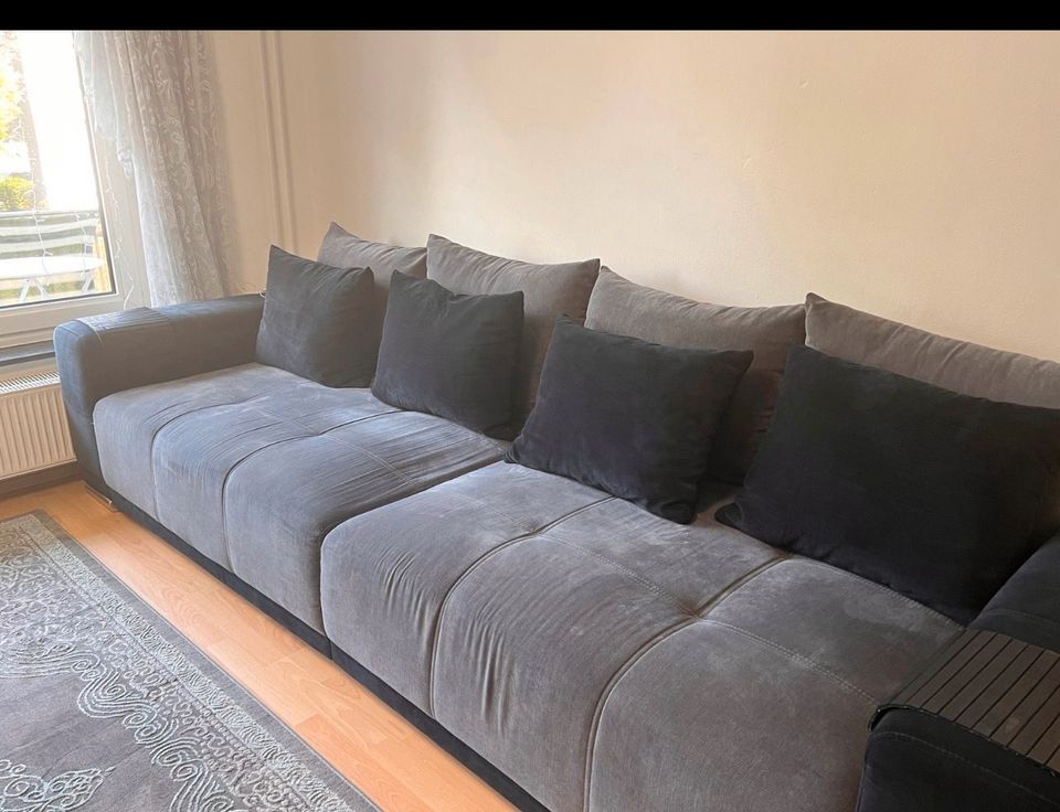 Couch schwarz grau in Groß-Umstadt