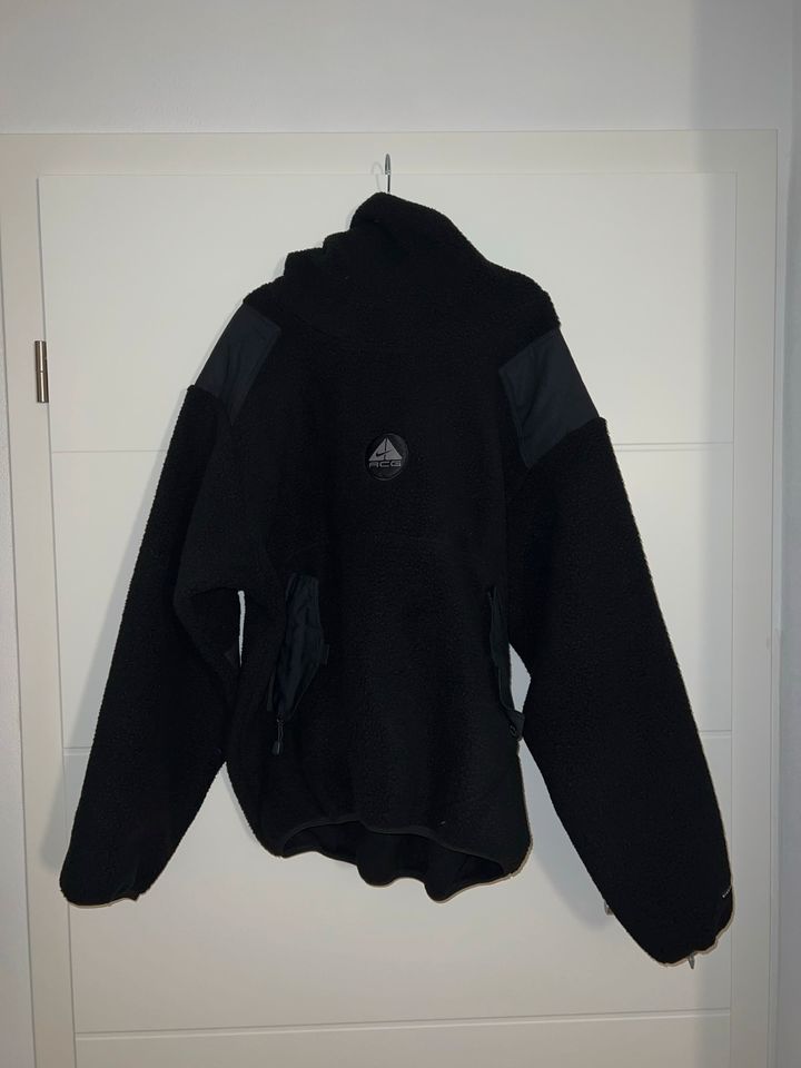 Nike ACG Ninja Fleece M in Büren