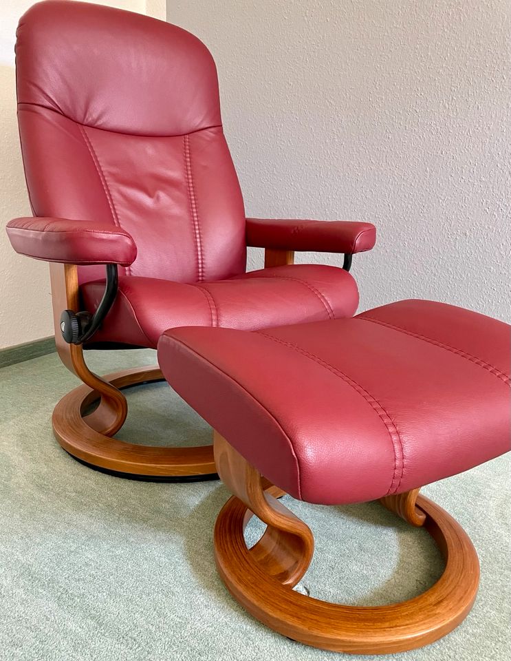 Originaler Stressless Sessel + Hocker in Grevesmuehlen