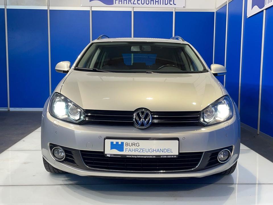 Volkswagen Golf VI Variant Highline 1.Hand *Bi-Xen*AHK*Pano in Nersingen
