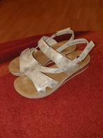 Damensandalen, Klettverschluss, beige, Gr. 38 Bielefeld - Heepen Vorschau