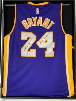 Kobe Bryant signiertes Autogramm  Jersey Trikot panini COA Niedersachsen - Hatten Vorschau