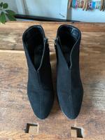 Stiefeletten ara Wildleder schwarz 37,5 wie neu Hannover - Vahrenwald-List Vorschau