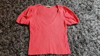 Rippstrick Bluse Shirt kurzarm mit Puffärmel Koralle M T-Shirt Niedersachsen - Garbsen Vorschau