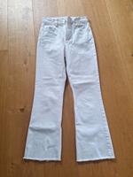 Jeans, weiß,  Amisu, Größe 32 Niedersachsen - Meinersen Vorschau