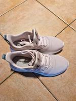 Adidas Turnschuhe Gr. 38 Hessen - Obertshausen Vorschau