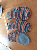 3 Paar selbstgestrickte Kindersocken Nordrhein-Westfalen - Borgholzhausen Vorschau