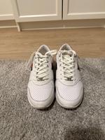Tommy Hilfiger Sneaker Damen Gr. 39 in weiß Bayern - Aschaffenburg Vorschau