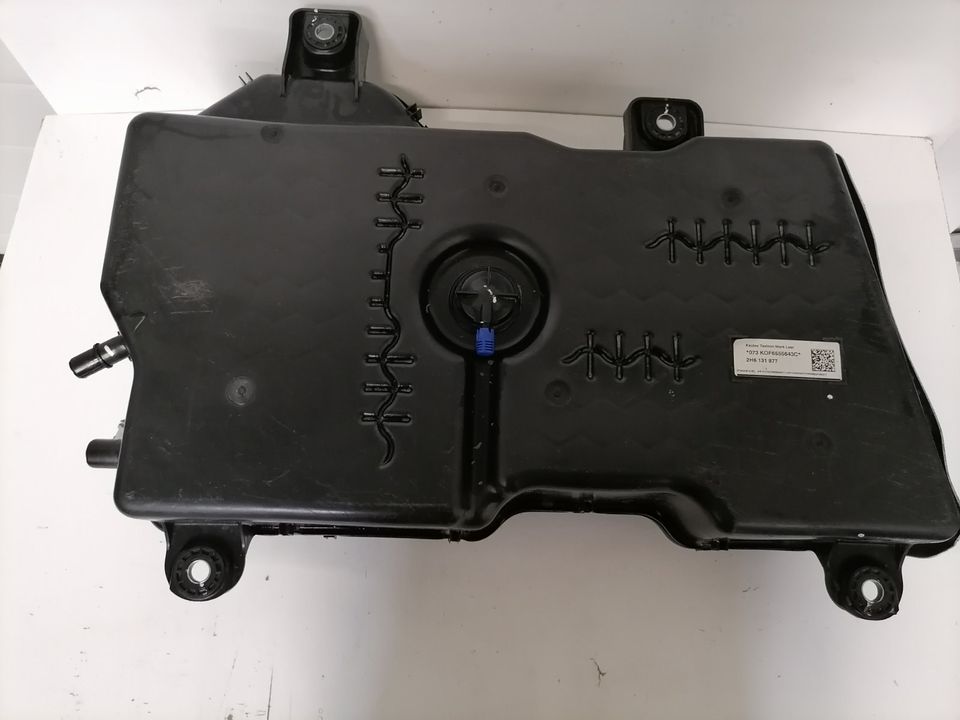 ORIGINAL VW Amarok Additivtank Additivbehälter AdBlue 2H6131877 in Pulheim