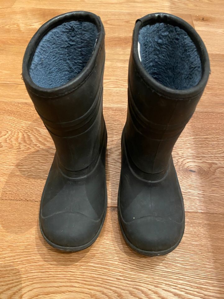 Gummistiefel Nordbjorn schwarz gefüttert in Menden