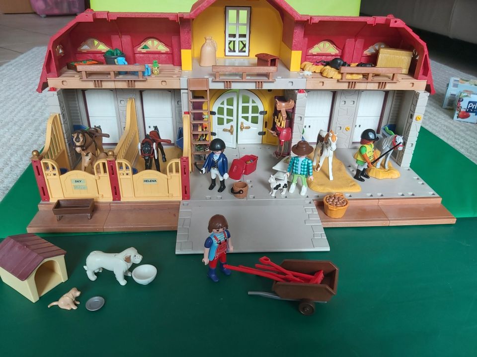 Playmobil, Großer Reiterhof mit Paddocks 5221 in Pinneberg