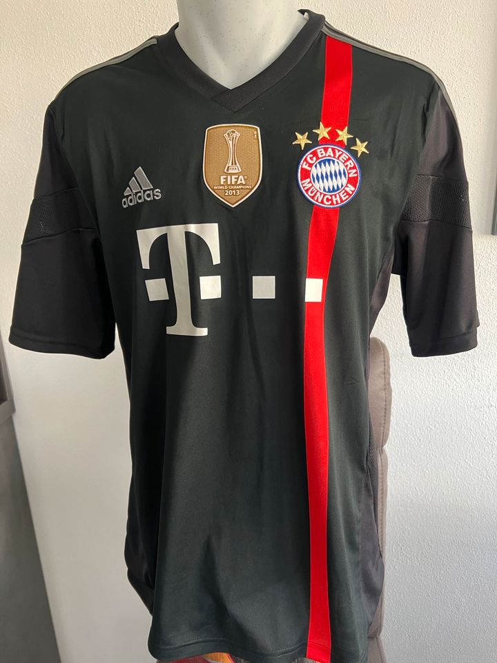 Bayern Champions League Trikot 2014 Größe M in Weil im Schönbuch