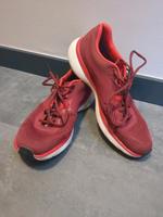Kalenji Sportschuhe rot Gr. 44 Wandsbek - Hamburg Volksdorf Vorschau