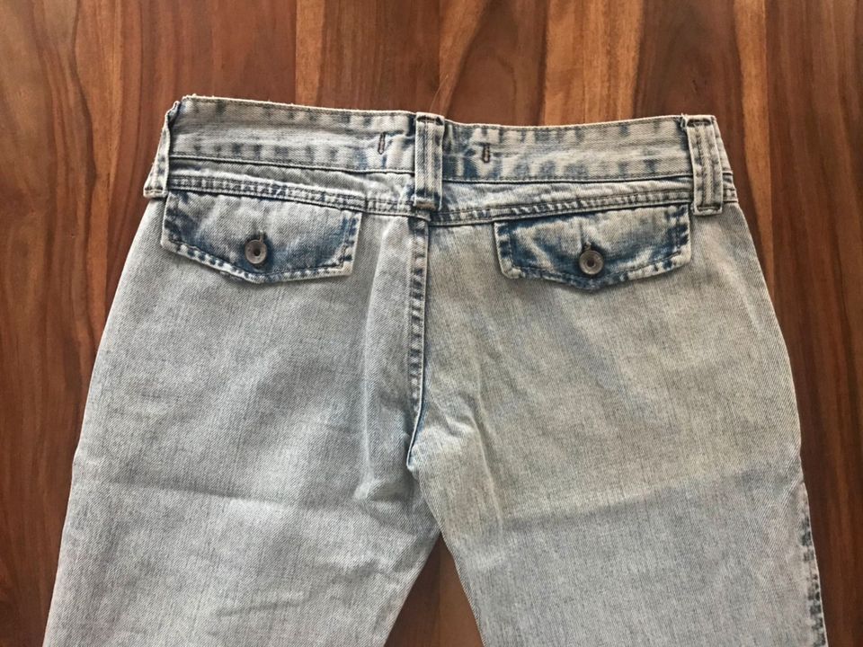 NEU Zara Jeans flared / Schlaghose true vintage / Hüfthose Y2K in Berlin