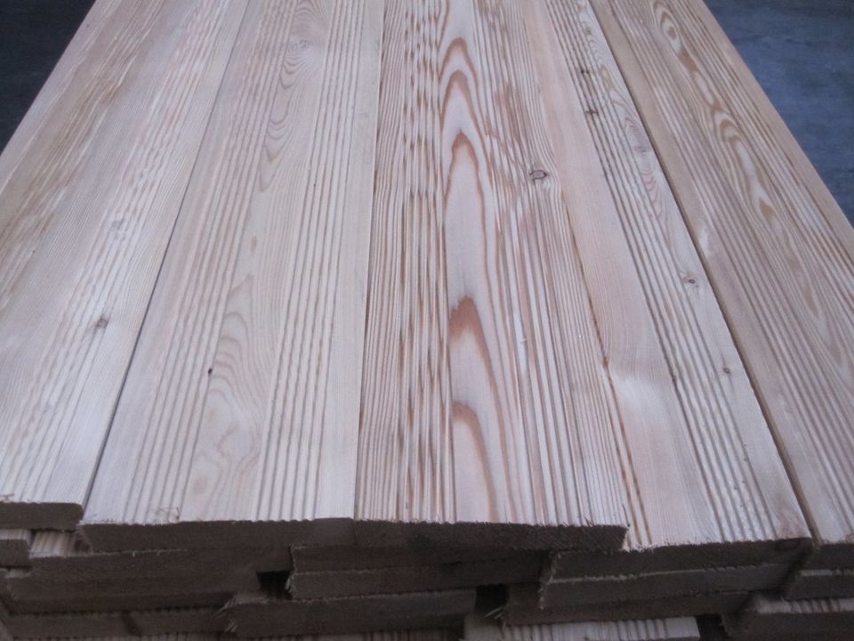 36 lfm sibirische Lärche Kurzlänge (lfm 4 €) Terrassendielen Holz 27,5x146x1100 mm franz. Profil Terrassenholz Holzdielen Bretter Riffeldielen Gartenholz 3240364 in Hahn am See