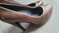 Pumps Damenschuhe braun Größe: 38 5TH AVENUE echt Leder Sachsen - Brand-Erbisdorf Vorschau