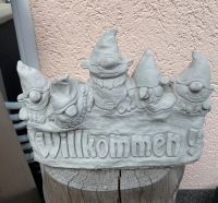 Willkommensschild Wichtel Gartenzwerg Gartendeko Betonfigur Troll Brandenburg - Eichwalde Vorschau