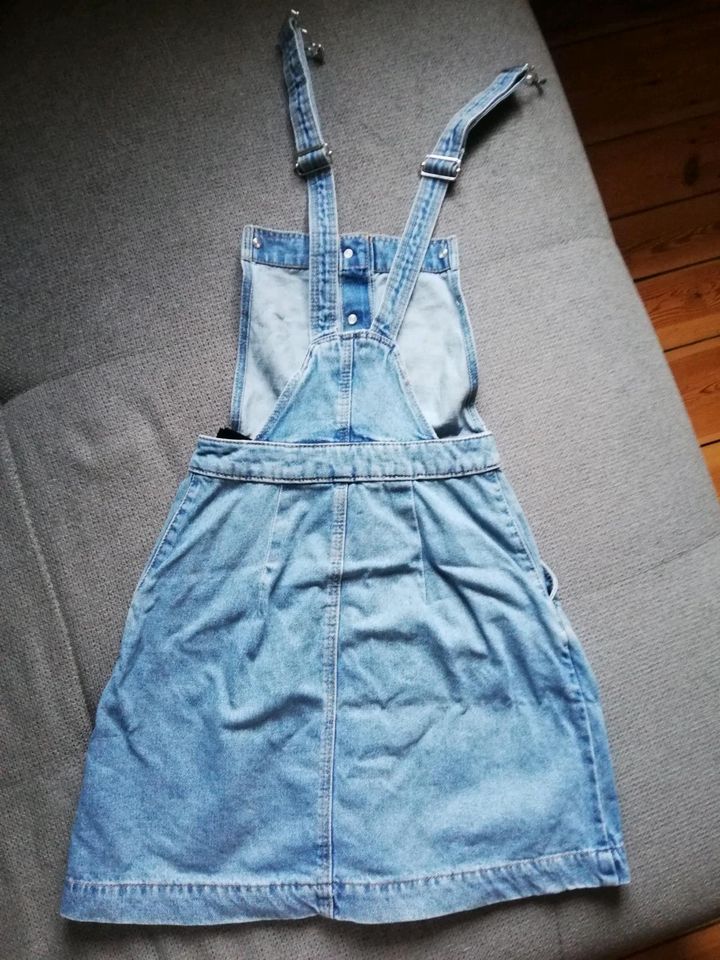 Mädchen Jeans Kleid 32 H&M Träger verstellbar xxs in Panketal