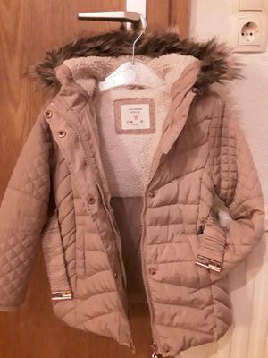 Winterjacke für Mädchen Gr 122 , 6-7 Jahre in Oberursel (Taunus)