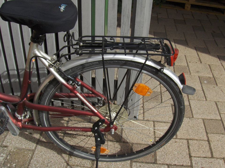 Damen Fahrrad 28“  Alu Trekking 21 Gang in Burgkunstadt
