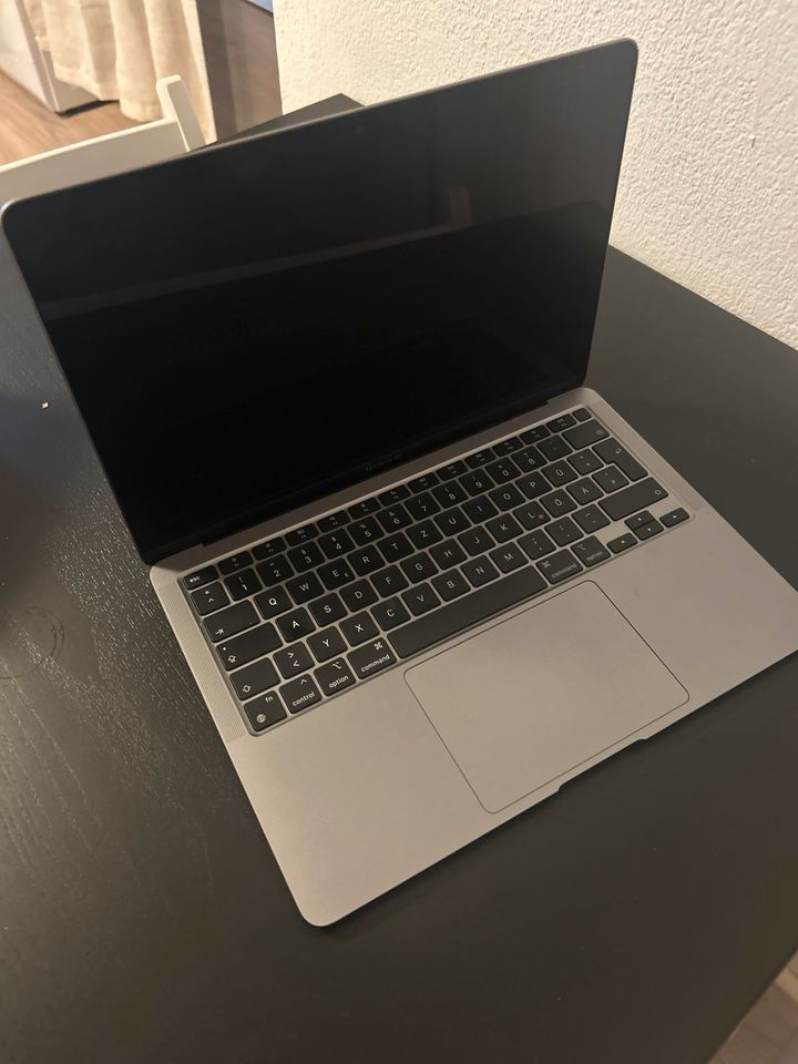 MacBook Air 13” in Hamburg