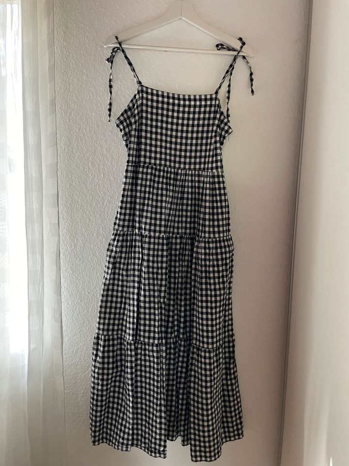 Hunkemöller Maxikleid Kleid Italy Ibiza Style Trend Karo Muster in Heuchelheim