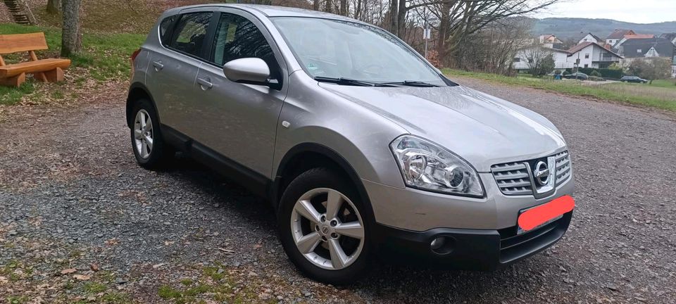 Nissan Qashqai 2.0dci in Tholey