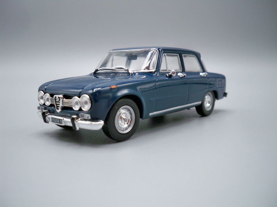 ALFA ROMEO GIULIA Ti - NOREV - 1:43 - MODELLAUTO - NEU in Freilassing