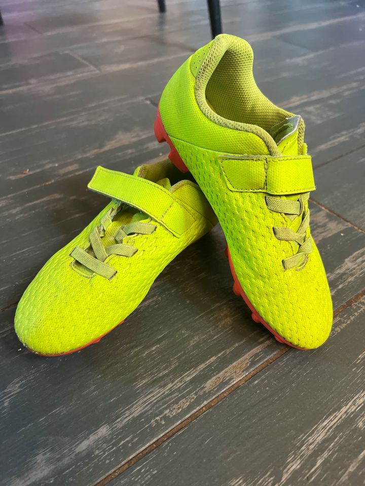 Fußballschuhe in Wolfsburg