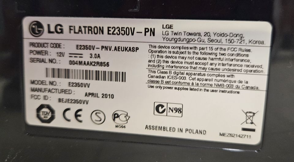 23 Zoll TFT Bildschirm LG Flatron E2350V-PN in Erlangen