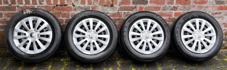 Sommerreifen auf Felge 215/60 R16 VW Bettle Passat in Willich