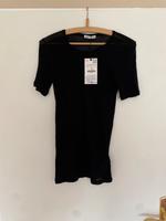Schwarzes T-Shirt von Zara Nordrhein-Westfalen - Winterberg Vorschau