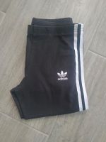 Mädchen  Leggins  Adidas  gr.152 Hessen - Wolfhagen  Vorschau