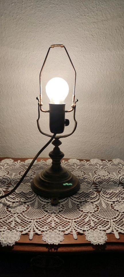 Alte Antike Lampe Leuchte Jugendstil in Penig