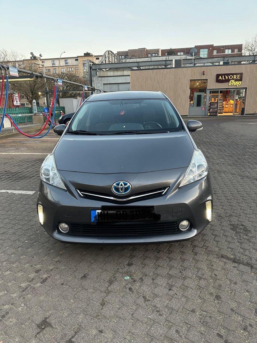Abbildung des Autos Toyota Prius+ 1.8-l-VVT-…