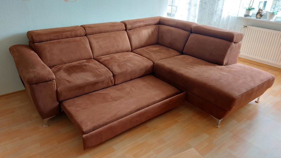 Sofa / Schlafsofa / Couch / Wohnlandschaft in Tornesch
