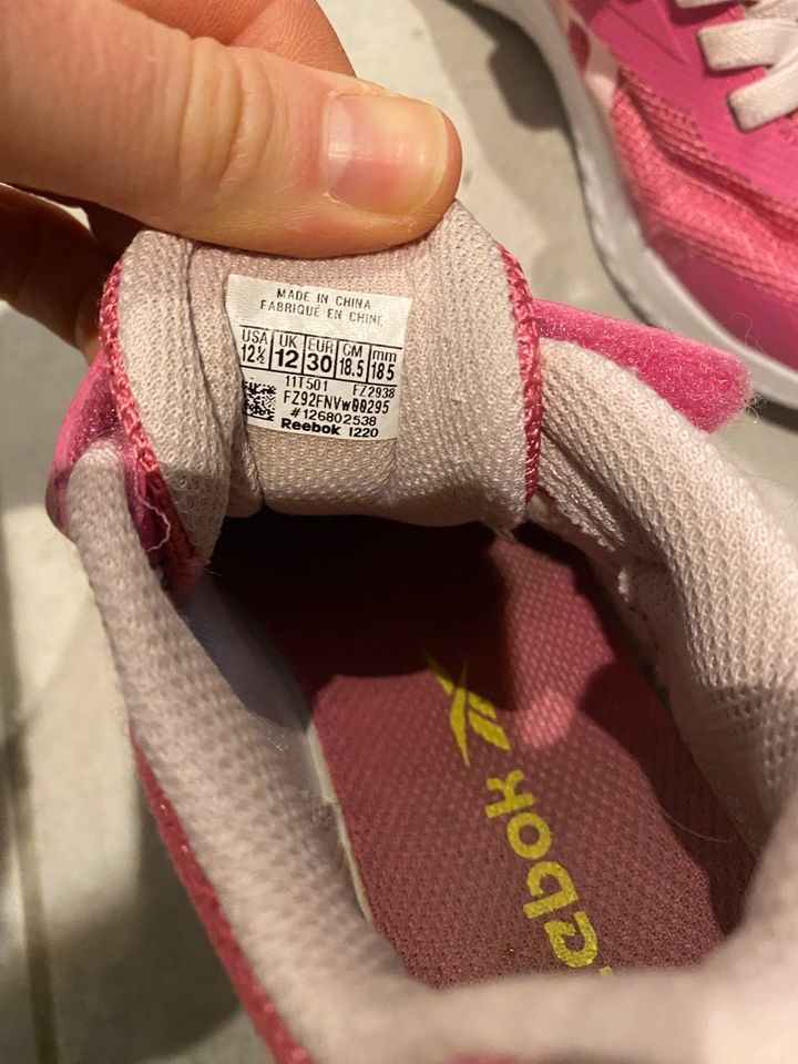 Reebok Sneakers wie neu 30 in Markkleeberg