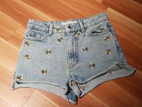 FB Sisters Jeans Short Hot Pants Gr. 34/36 mit Bienen Motiven Niedersachsen - Dransfeld Vorschau